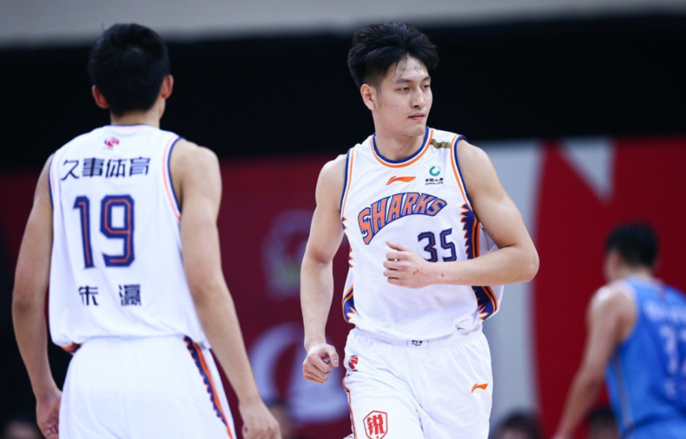 开云官网-CBA季后赛赛程吃紧，拜仁慕尼黑今晚队长鼓劲，质疑声仍在，更衣室氛围转暖的简单介绍